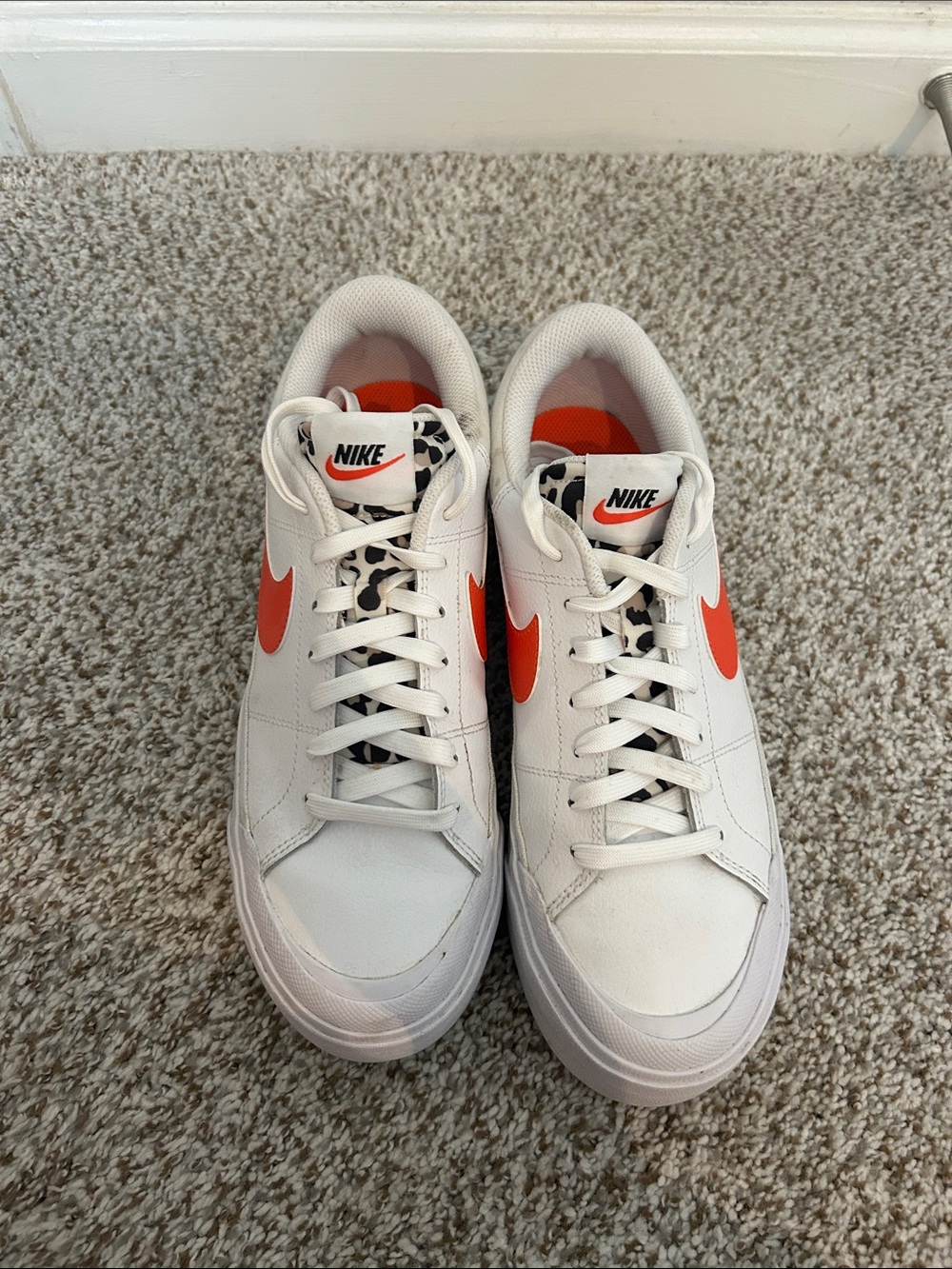 Nike Women’s White Sneakers with Red Swoosh and Leopard Tongue Detail - Picture 2 of 3